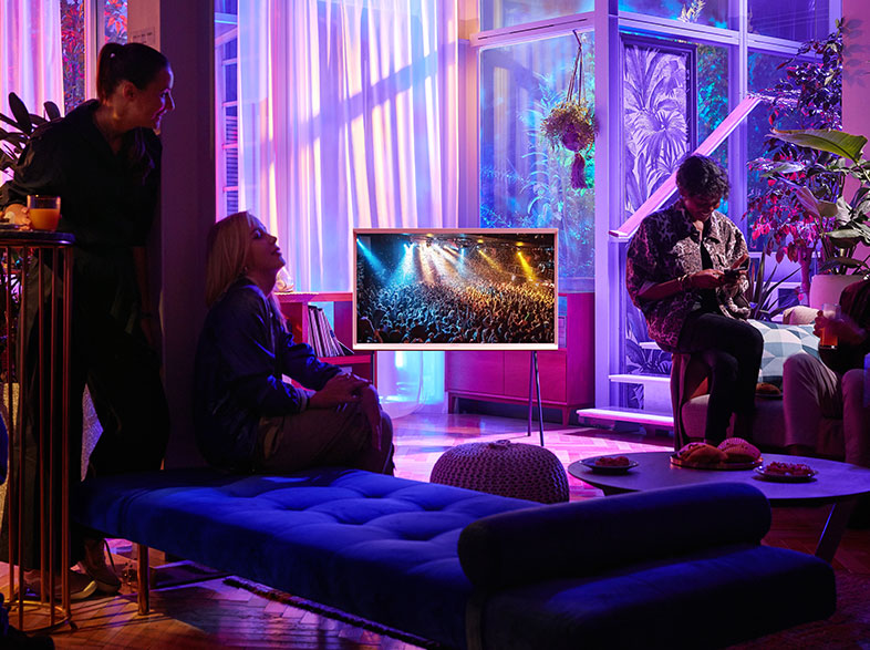 TV QLED 50" - Samsung The Serif QE50LS01TAUXXC, UHD 4K, Quantum Processor 4K, Smart TV, Blanco