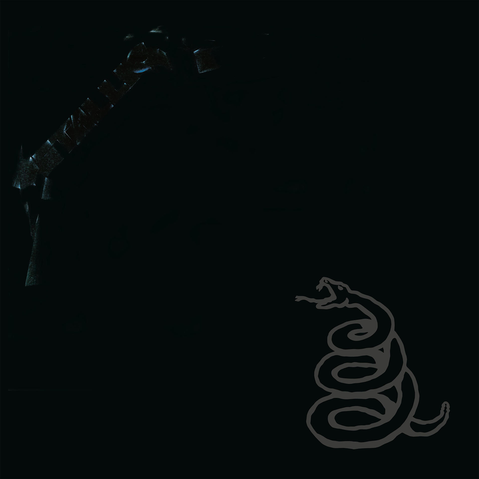 Le logo du serpent Metallica sur fond noir. Un morceau de métal dentelé en haut à gauche.