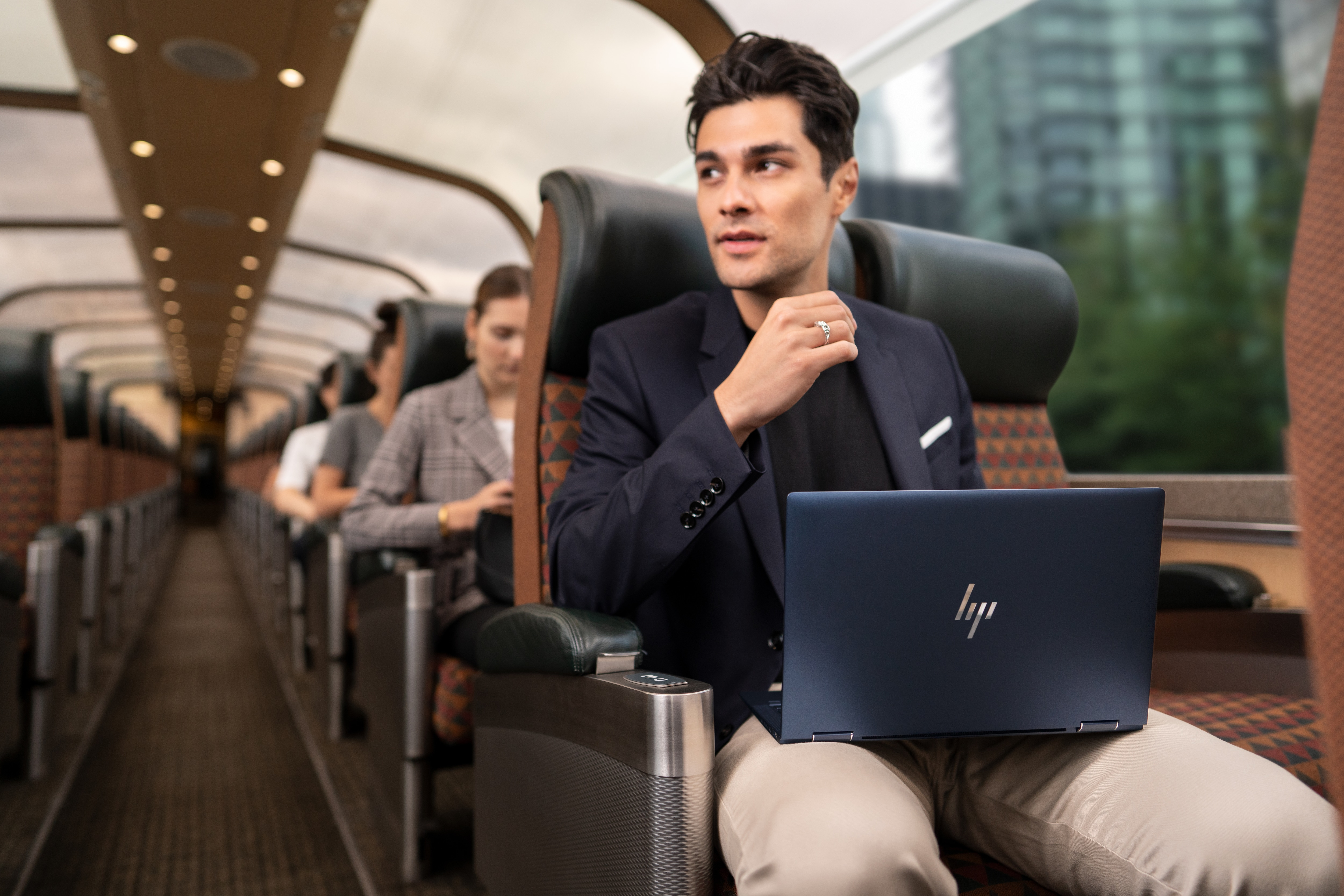 HP - B2B Elite Dragonfly - 13,3 Zoll - Intel® Core™ i7 i7-8565U - 16 GB - 1 TB - Intel® UHD 620 - Windows 10 Pro (64 Bit)