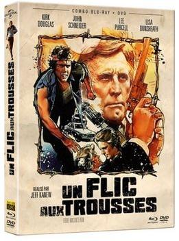 Une couverture de film avec des gens qui se battent et un homme qui tient une arme, avec du texte en français.