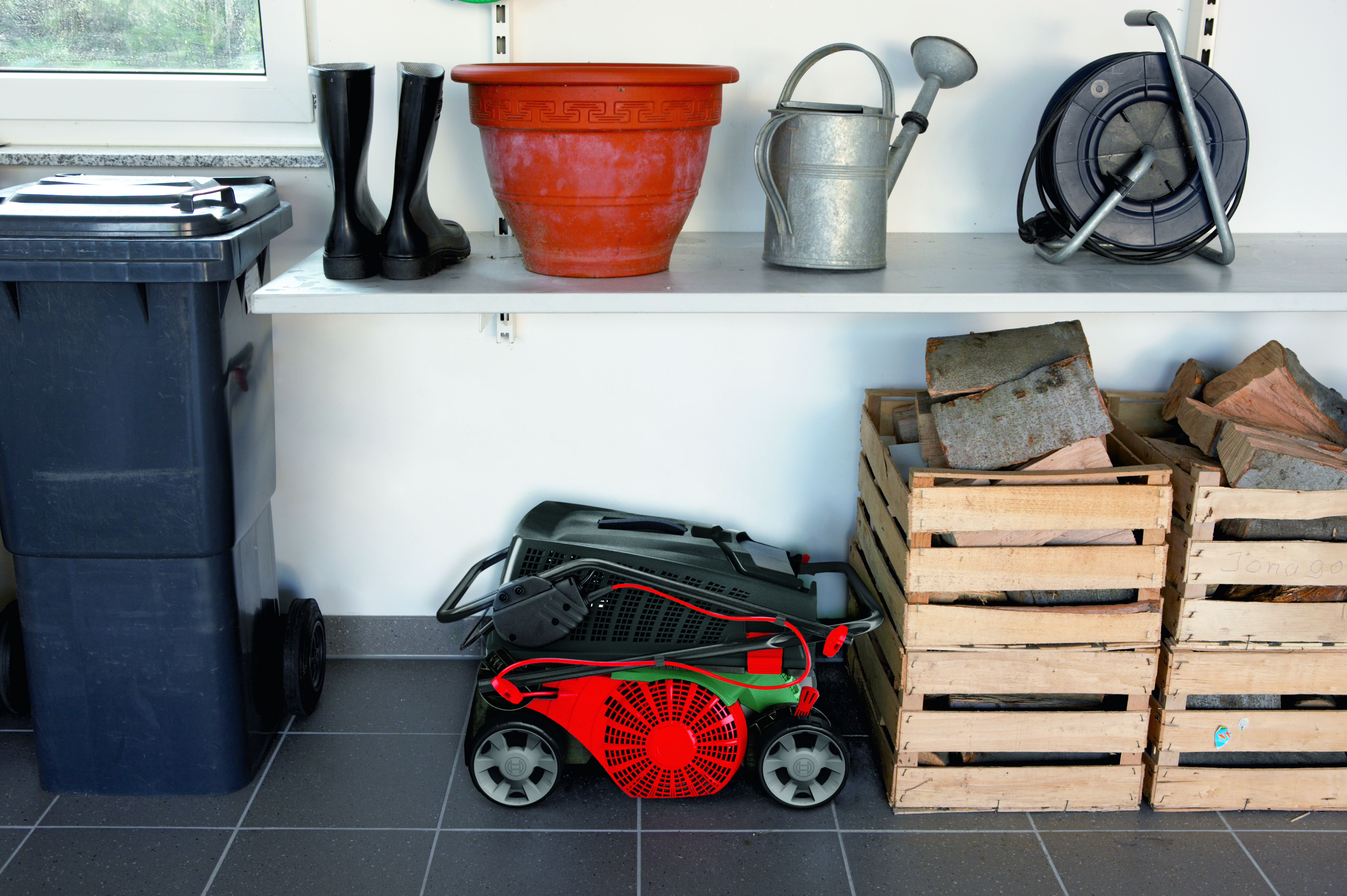 BOSCH 060088A101 UniversalVerticut 1100 Vertikutierer Grün