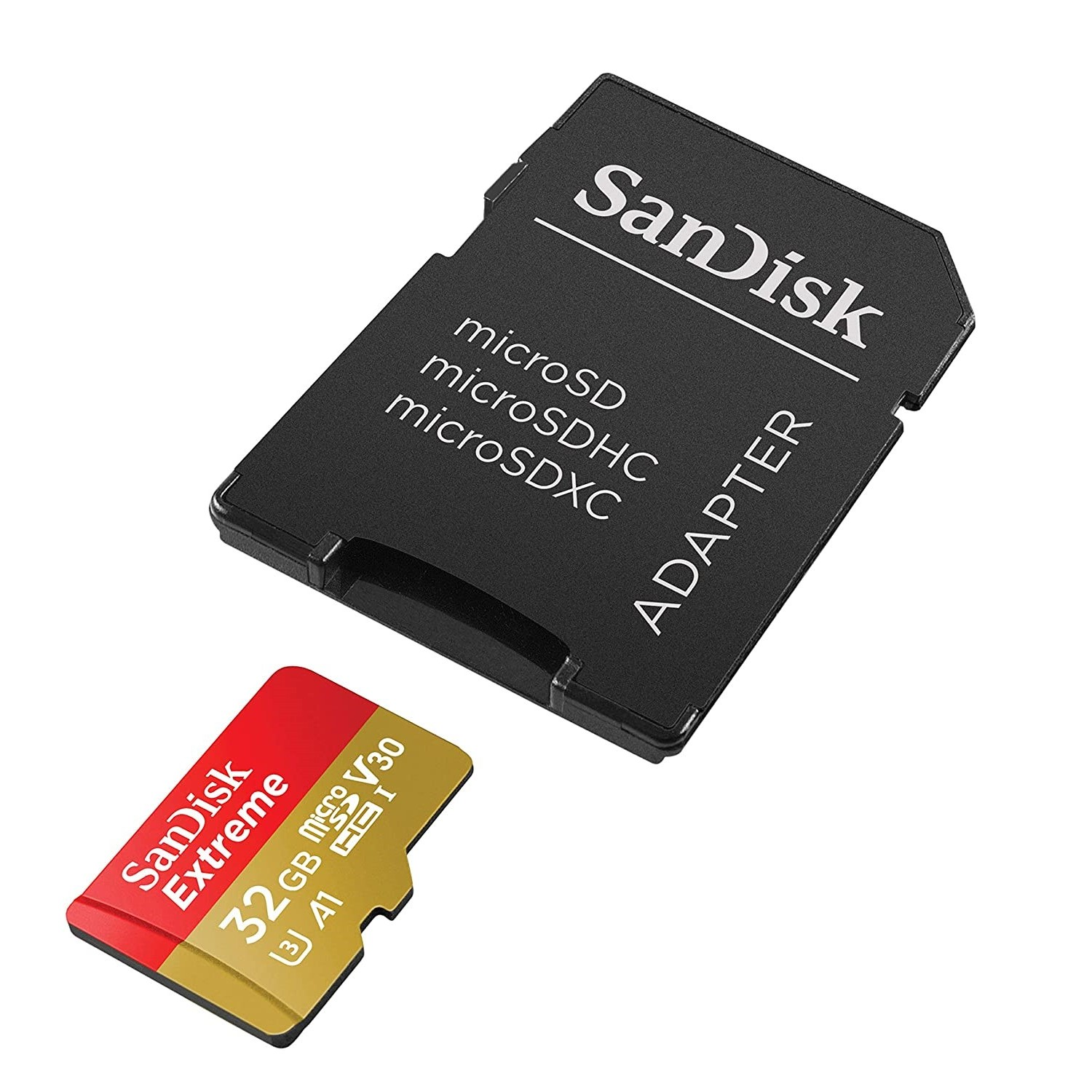 Adaptador de tarjeta SD negro y tarjeta microSD roja/dorada sobre fondo blanco.
