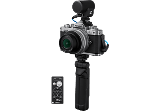 NIKON Z fc Body + NIKKOR Z DX 16-50mm f/3.5-6.3 VR + Kit pour la création de vlogs - Appareil photo à objectif interchangeable Noir/Argent