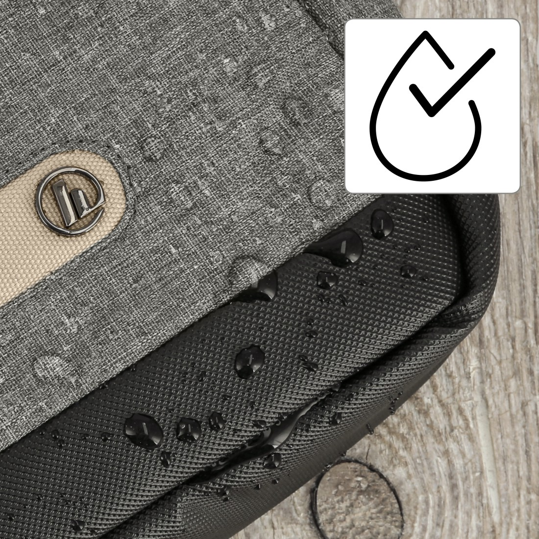 Wasserdichte Tasche mit Wassertropfen, Häkchen-Icon für Wasserfestigkeit.