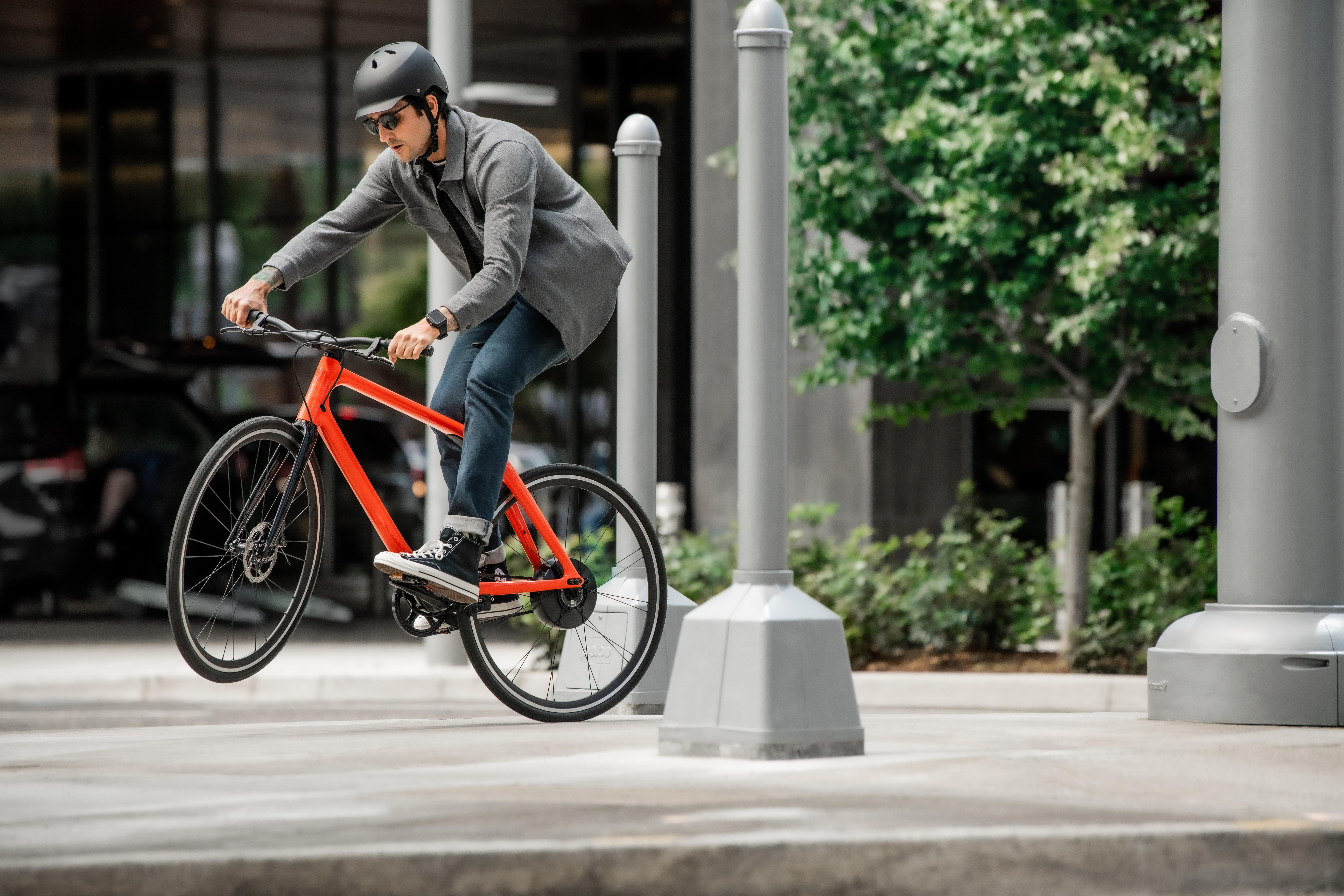 GOGORO EEYO 1 ORANGE180 Citybike (Laufradgröße: 28 Zoll, Herren-Rad, 123 Wh, Orange)