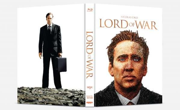 Eine DVD-Hülle mit Nicolas Cage auf der Vorderseite und einem Mann im Anzug. Der Titel lautet "Lord of War".
