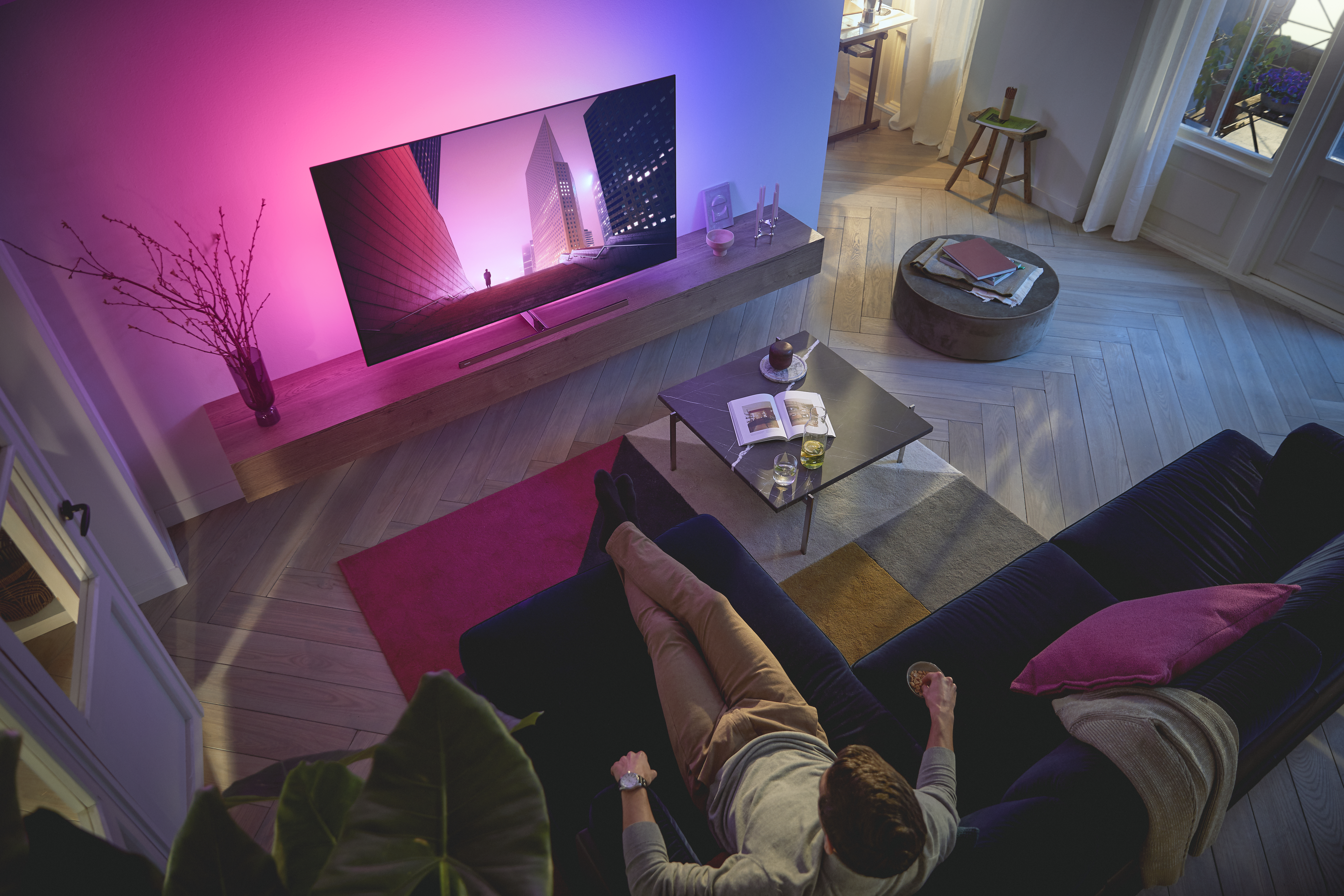 PHILIPS 65OLED856/12 OLED TV (Flat, 65 Zoll / 164 cm, UHD 4K, SMART TV, Ambilight, Android TV™ 10 (Q))