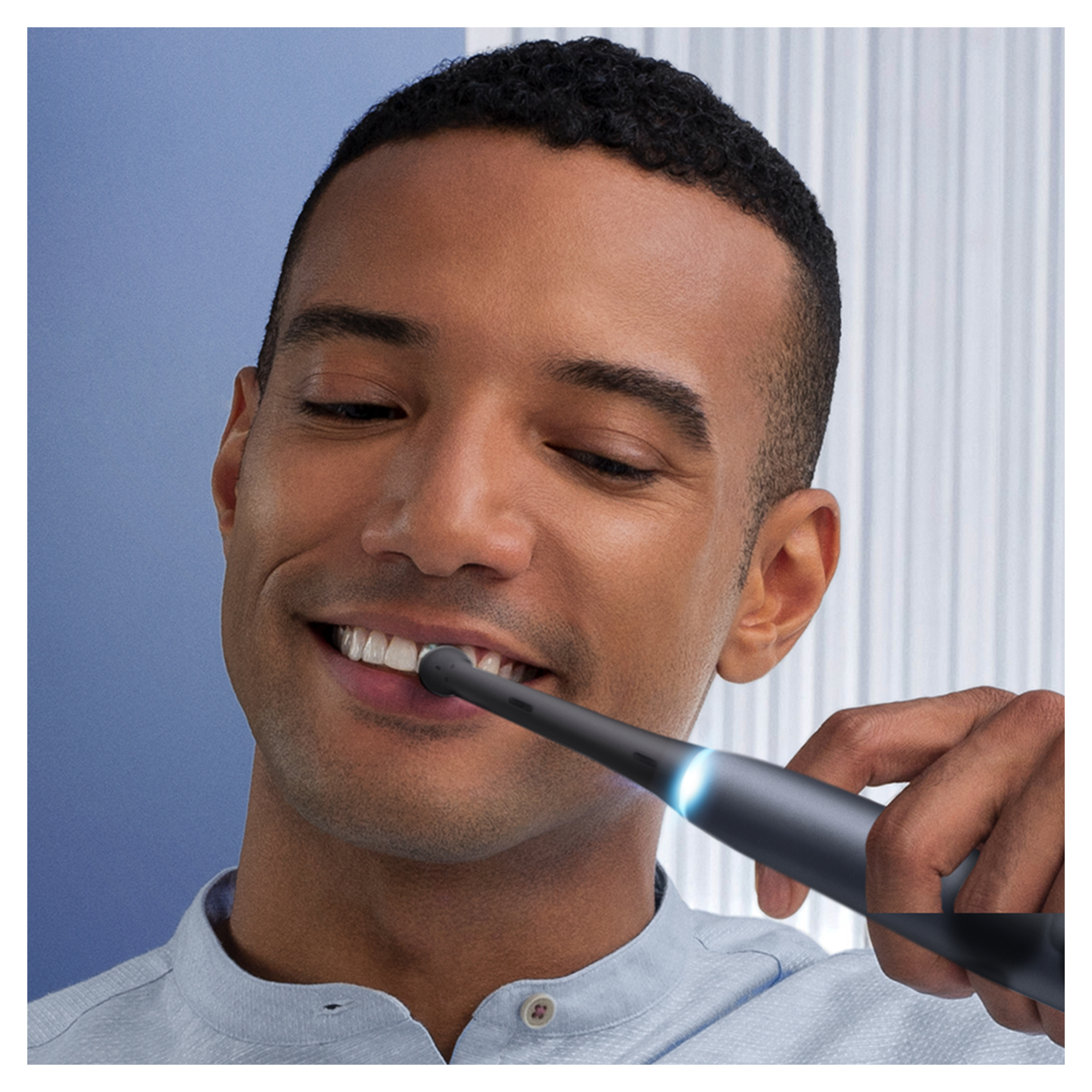 ORAL-B iO Series 7N Elektrische Zahnbürste Black Onyx