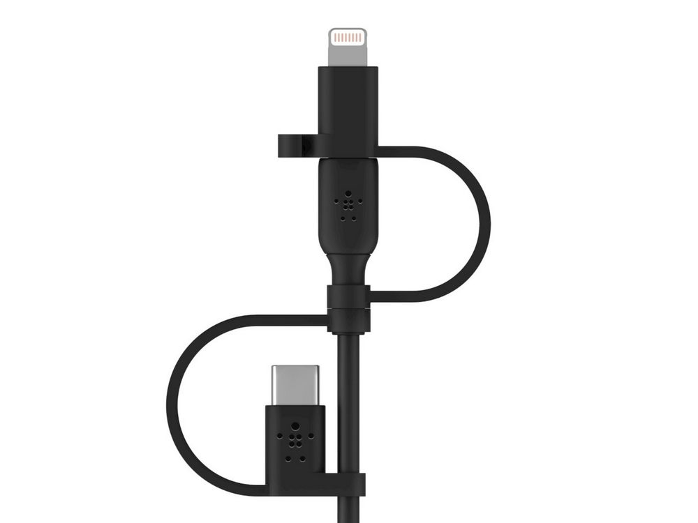 Cable de carga negro con conectores Lightning y USB-C, sobre fondo blanco.