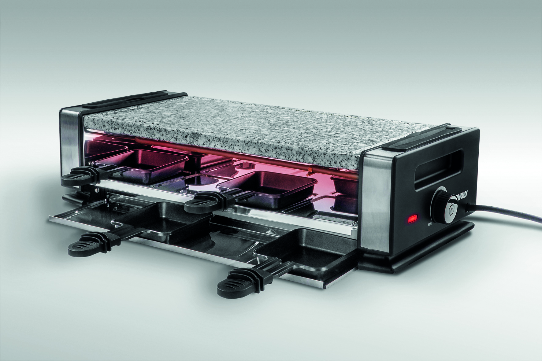 Raclette-Grill mit Steinplatte und Schubladen. Edelstahl und Schwarz, mit hellgrauem Hintergrund.