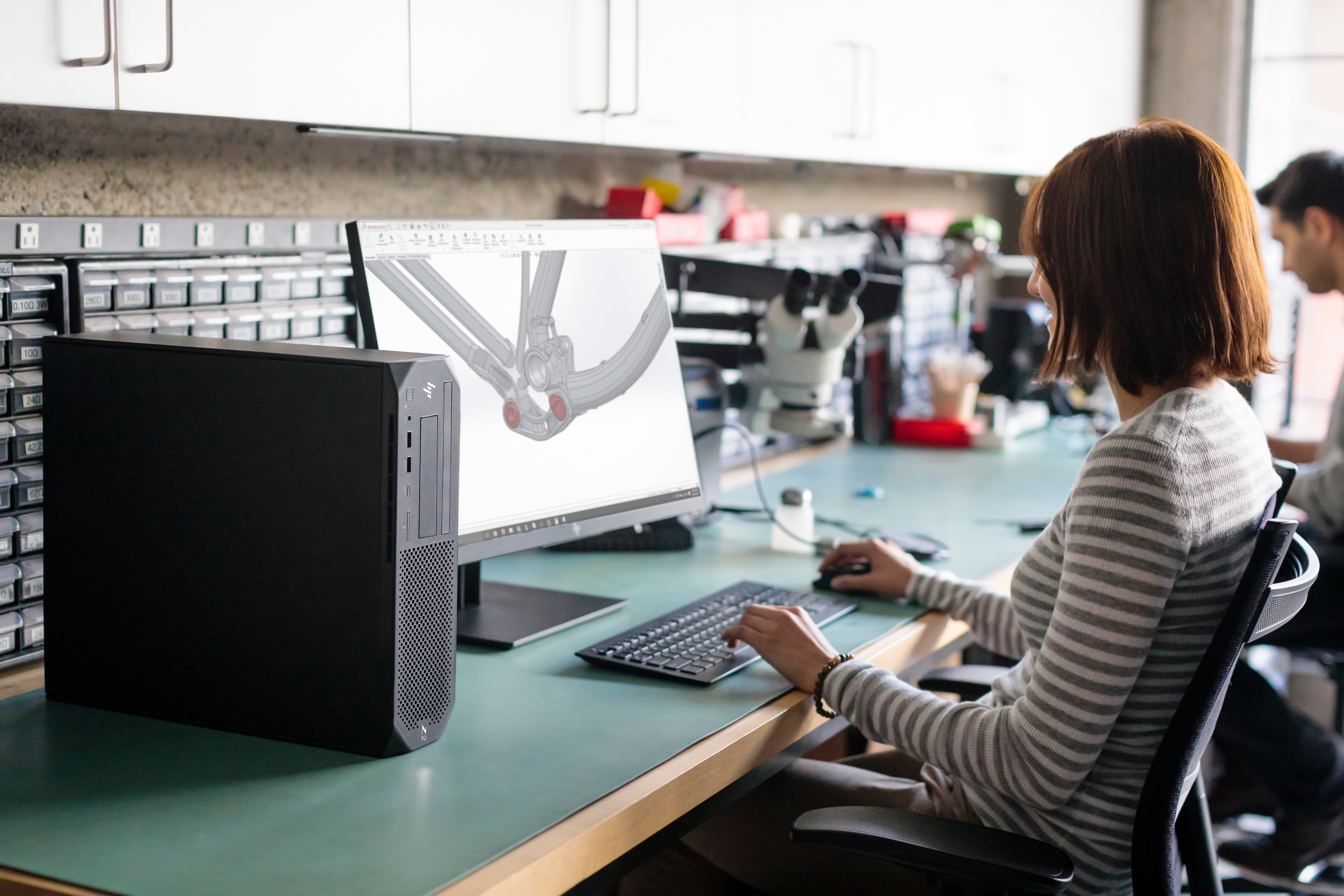 HP - B2B Z2 G4 - Intel® Core™ i7 i7-8700 - 8 GB - 1 TB
