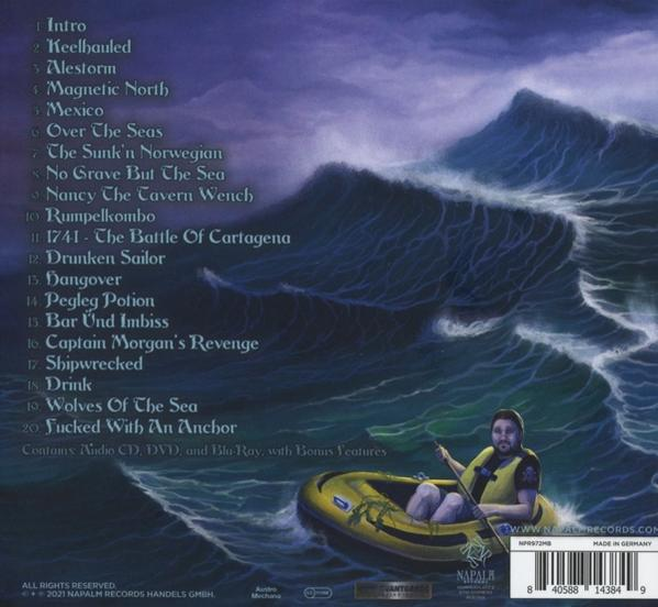 CD-Cover mit einer Band in einem Boot auf dem Wasser, mit Songtiteln und Credits.