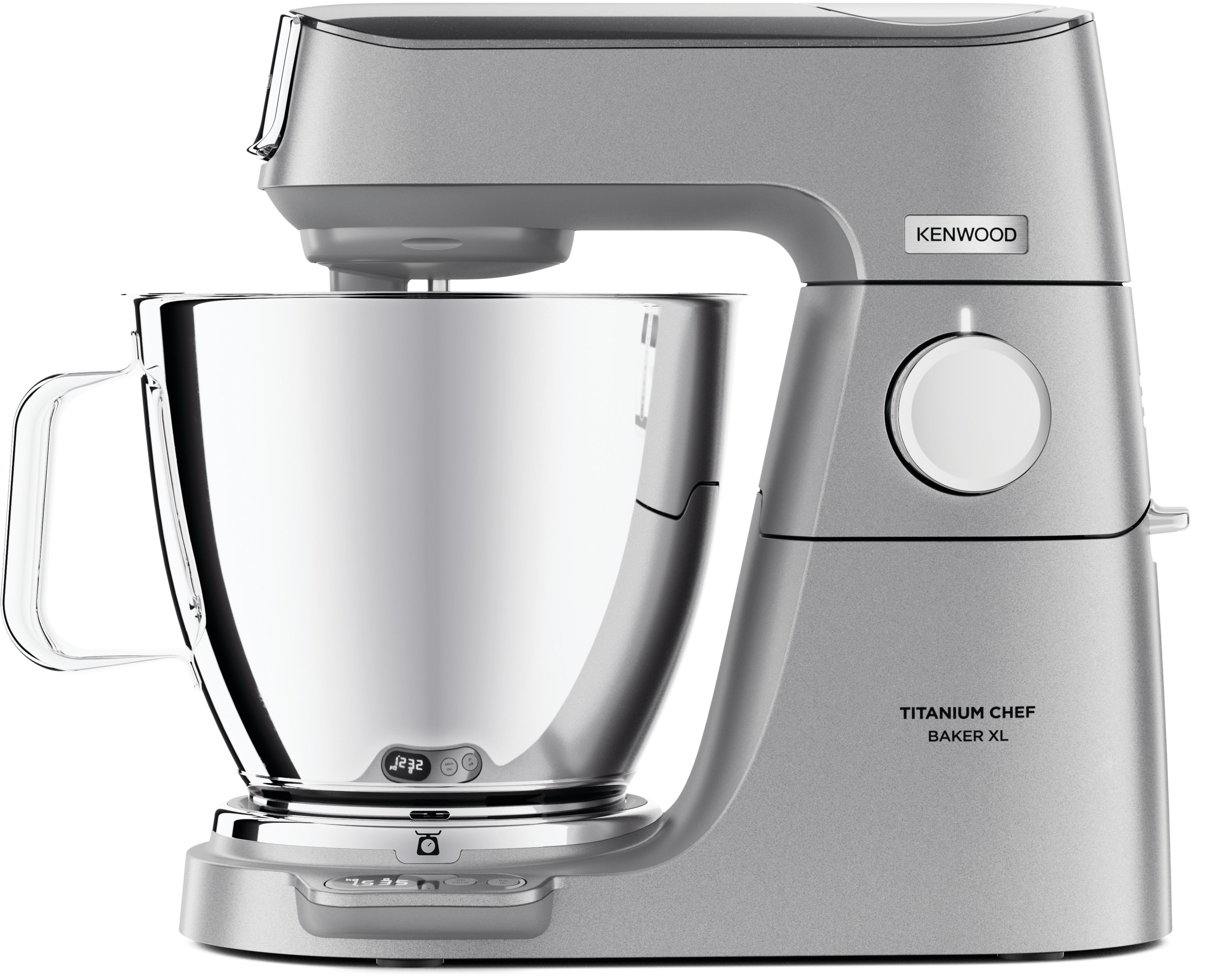 Eine silberne Kenwood Titanium Chef Baker XL Küchenmaschine.