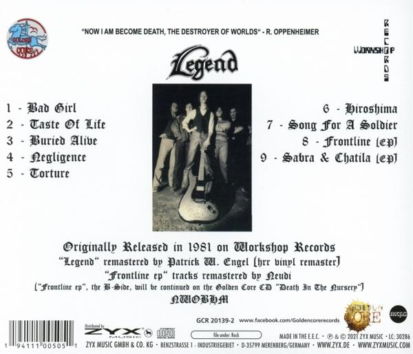 Rückseite einer CD-Hülle mit Titelliste, Bandfoto und Copyright-Details. Weißer Hintergrund.