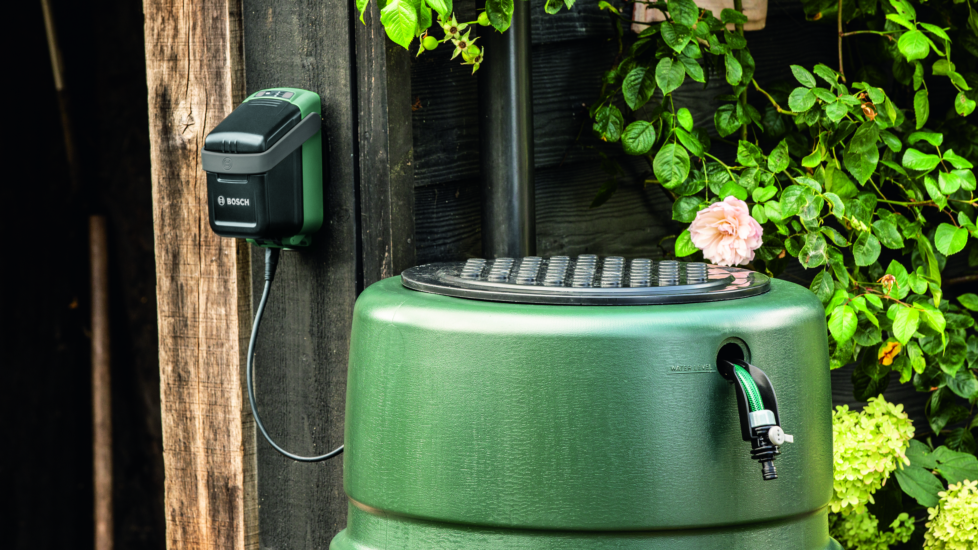 BOSCH GardenPump 18 Akku-Regenwasserpumpen Erweiterungsset Grün
