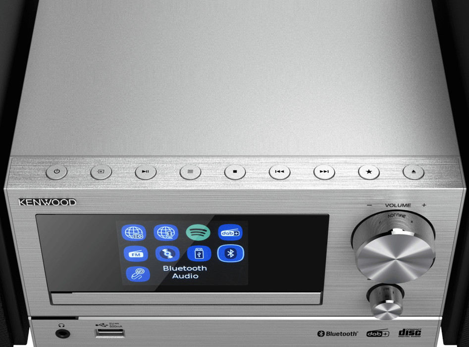 Zilveren Kenwood-stereosysteem met een display en knoppen.