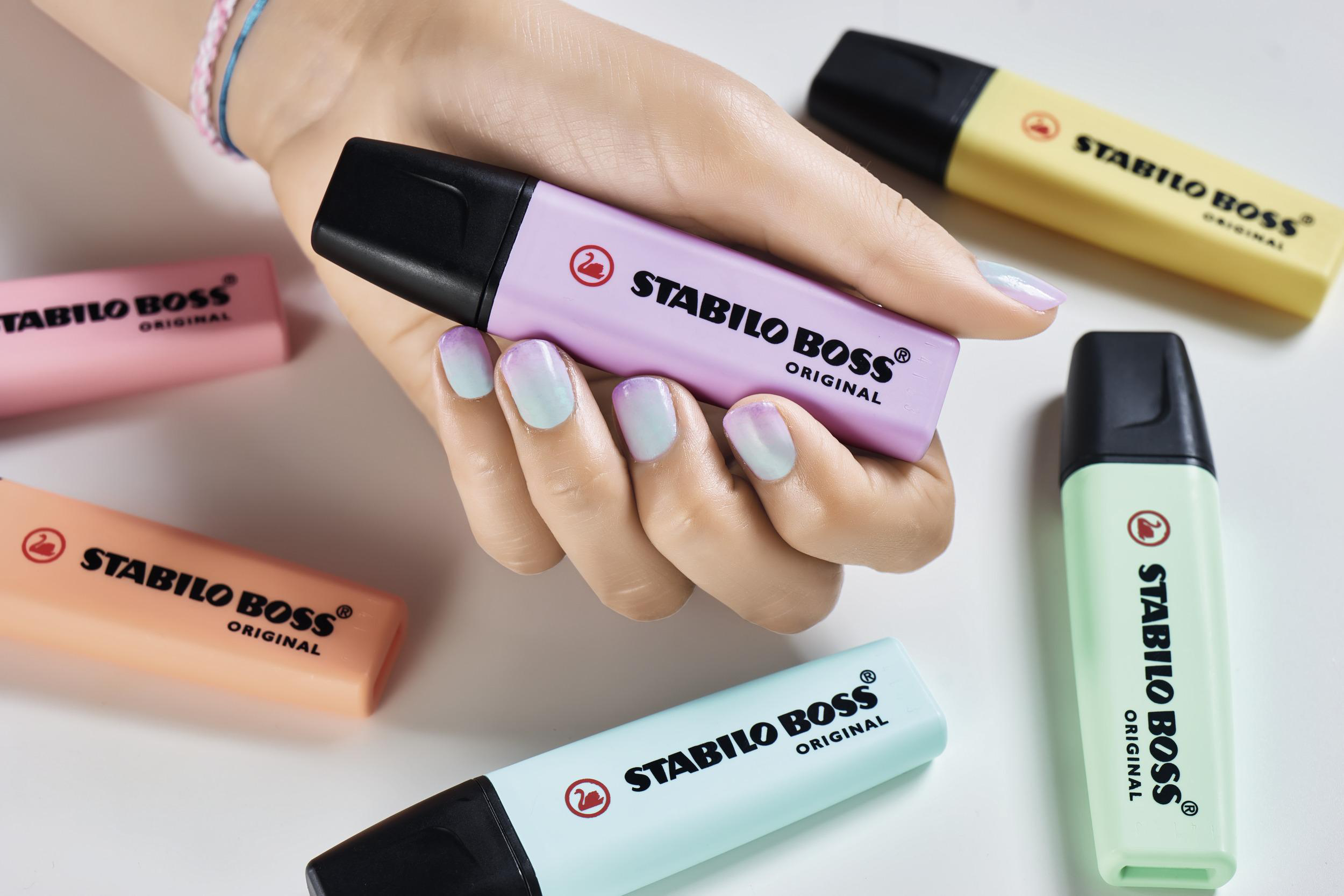 STABILO BOSS ORIGINAL, Pastel, 4er Pack, Hauch von Minzgrün, rosiges Rouge, Schimmer von Lila, zartes Türkis Textmarker Mehrfarbig