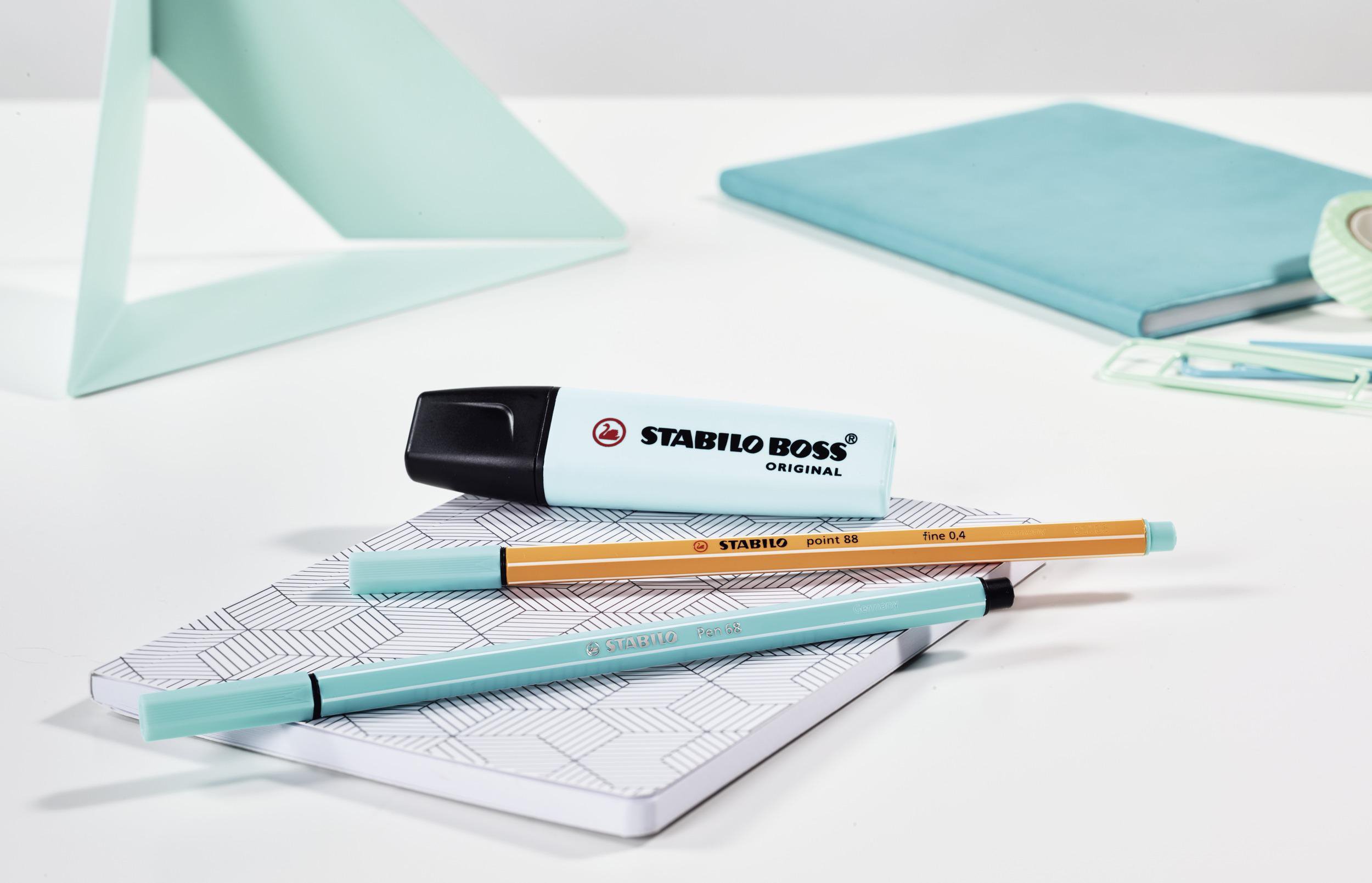 STABILO BOSS ORIGINAL, Pastel, 4er Pack, Hauch von Minzgrün, rosiges Rouge, Schimmer von Lila, zartes Türkis Textmarker Mehrfarbig