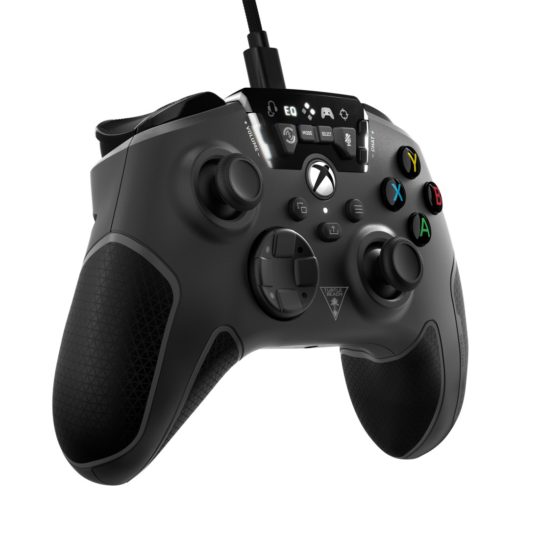 Schwarzer Gaming-Controller mit Knöpfen und Bedienelementen, verbunden mit einem Kabel, auf weißem Hintergrund.