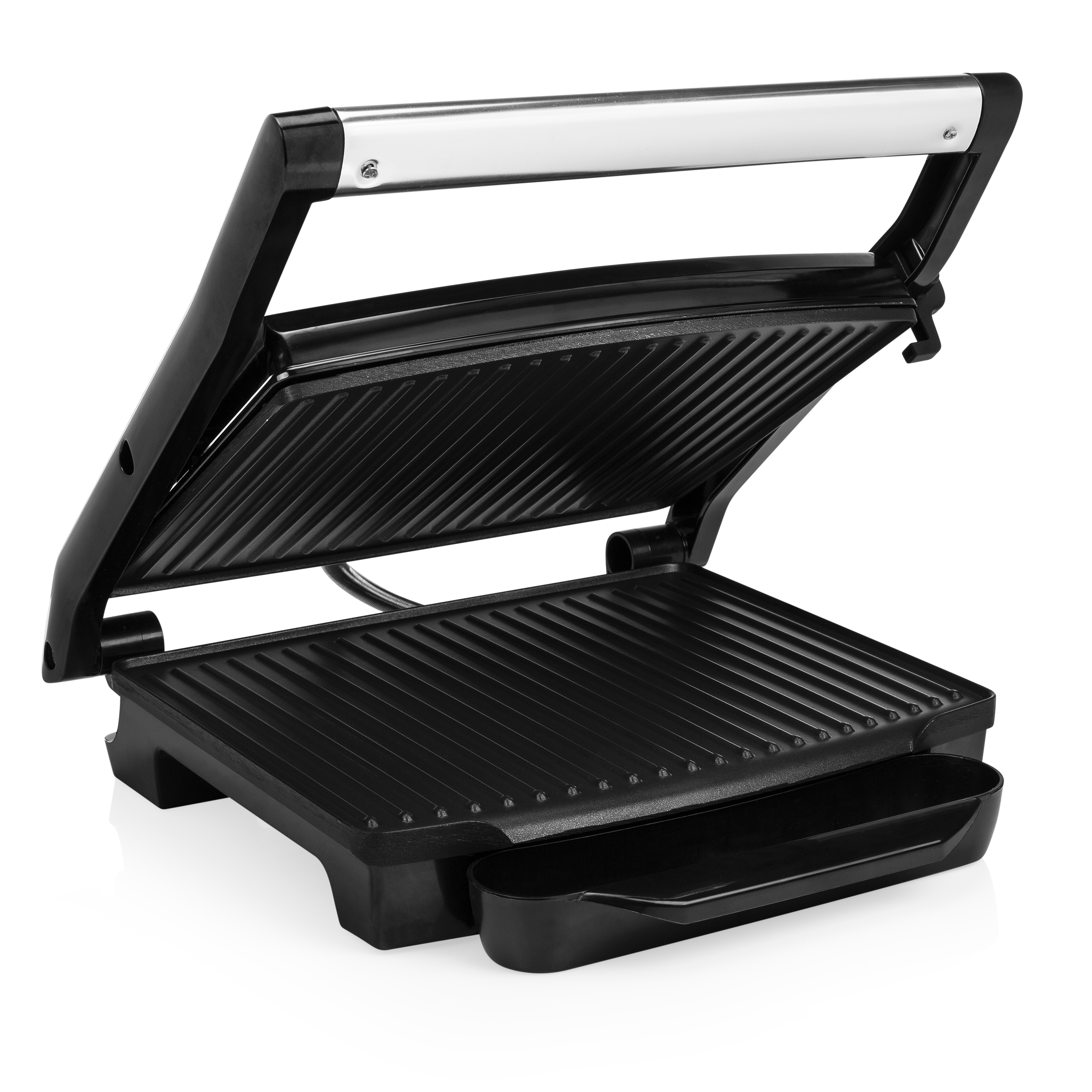 Black grill with a silver handle and grease tray, opened on a white background.