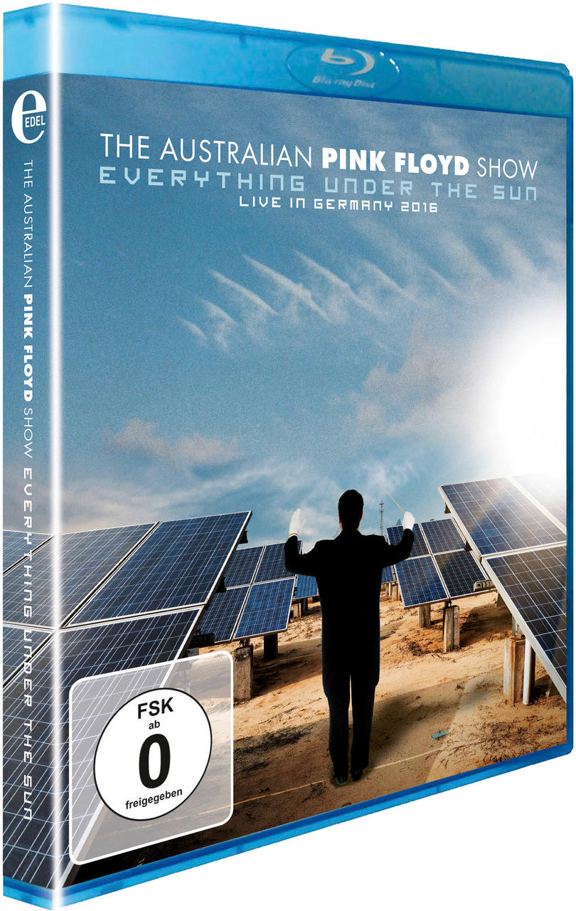 Blu-ray-Disc-Hülle mit einem Bild eines Mannes, der vor Solarmodulen dirigiert.