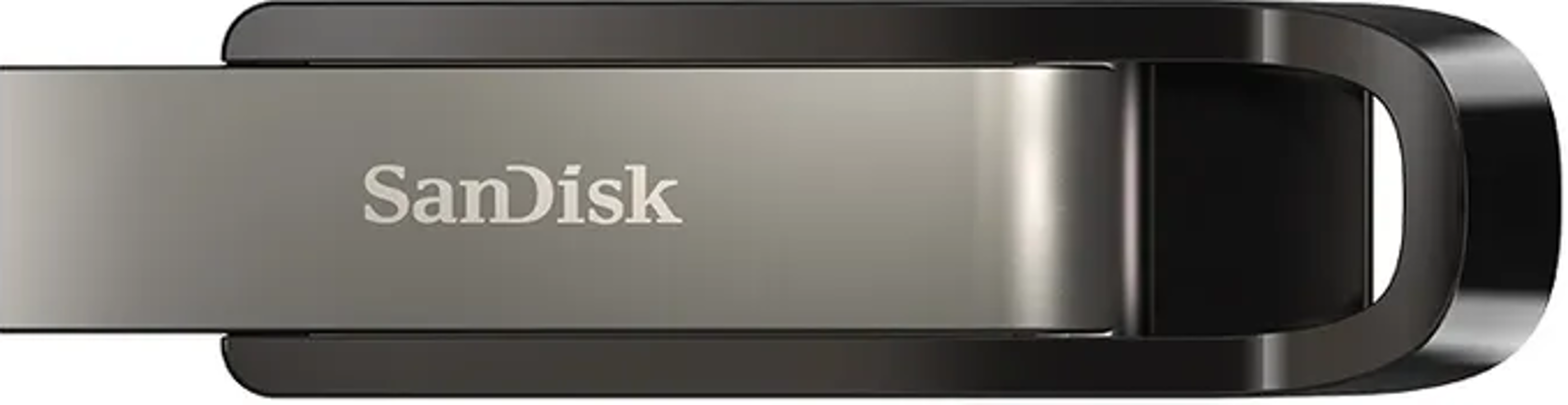 Une clé USB Sandisk argentée et noire. Le logo est visible.