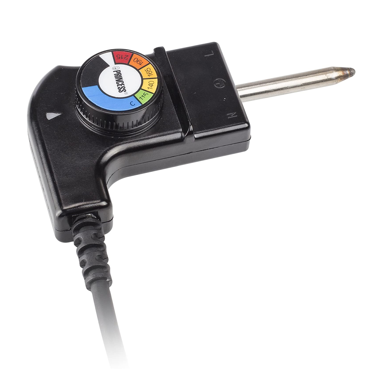 Un regolatore di temperatura nero con un quadrante e una sonda metallica. È su sfondo bianco.