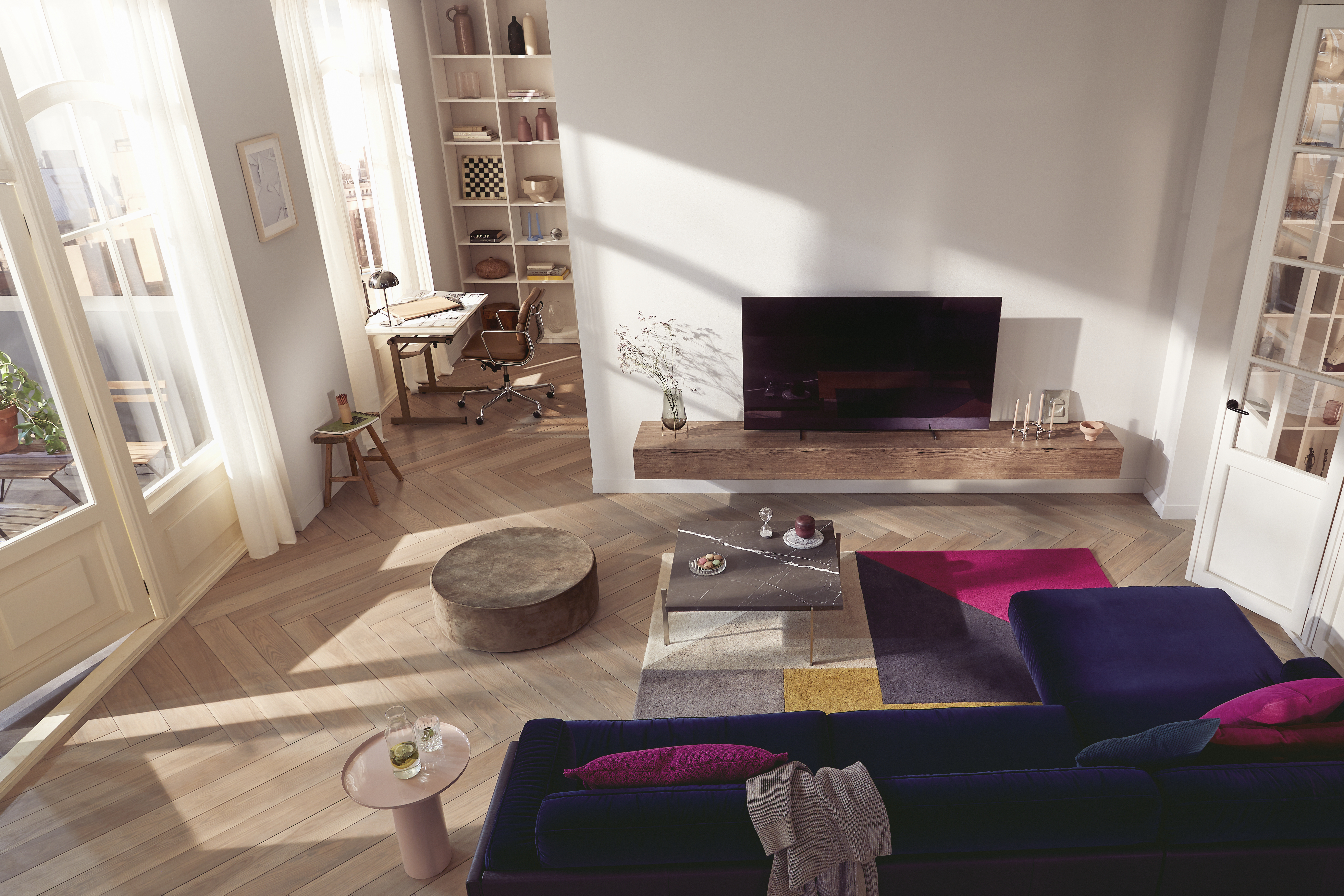 PHILIPS 77OLED806/12 OLED TV (Flat, 77 Zoll / 194 cm, UHD 4K, SMART TV, Ambilight, Android TV™ 10 (Q))