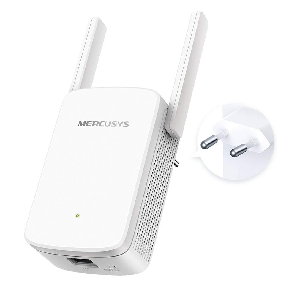 Antenleri ve fişi olan beyaz Mercusys Wi-Fi menzil genişletici. Fiş ayrı ve görünür.