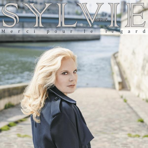 Albumhoes met Sylvie Vartan, blond, over haar schouder kijkend.