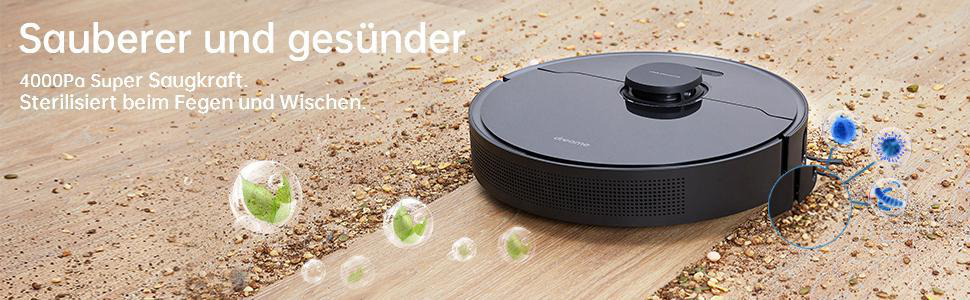 Roboter-Staubsauger auf Holzboden reinigt.