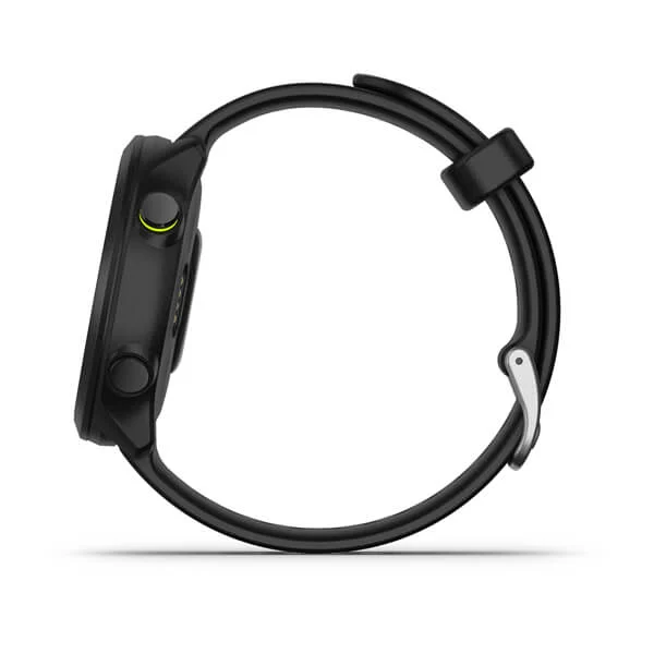 Schwarze Smartwatch mit schwarzem Armband, Seitenansicht, mit weißem Hintergrund.