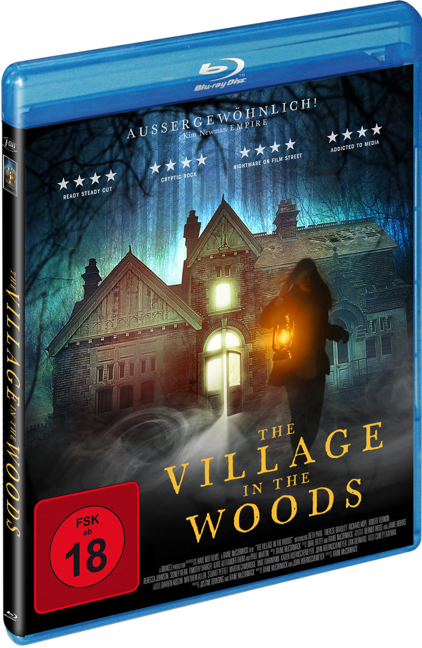 Filmcover von 'The Village in the Woods' mit gruseliger Waldszene.