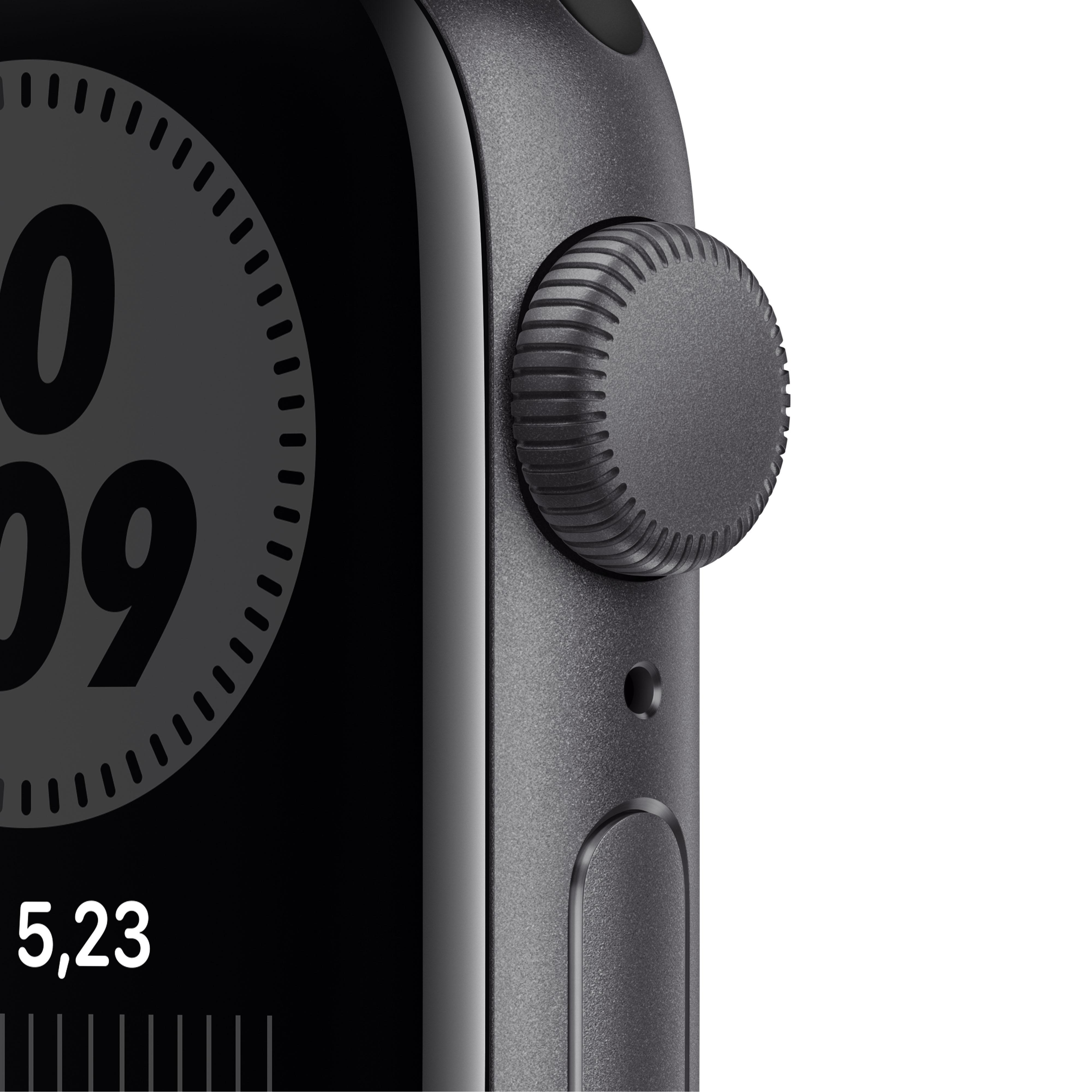 APPLE Watch SE Nike (GPS) 40mm Smartwatch Fluorelastomer, 130 - 200 mm, Space Grau/Schwarz