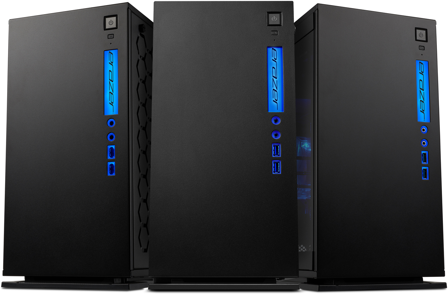 Drie zwarte computertorens met blauwe lichten, opgesteld in een studio.