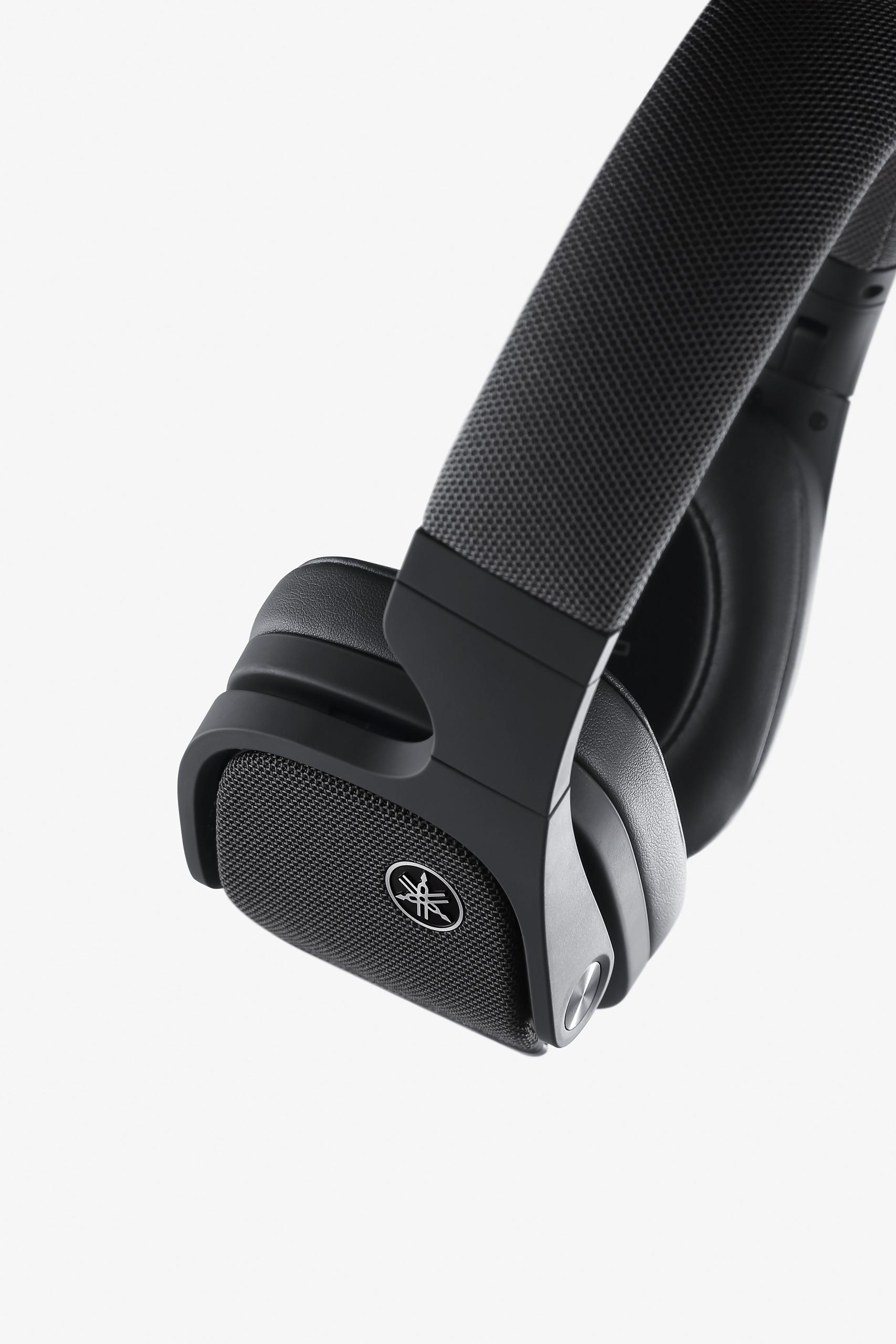 YAMAHA YH-L700A 3D Audio, Over-ear Kopfhörer Bluetooth Schwarz