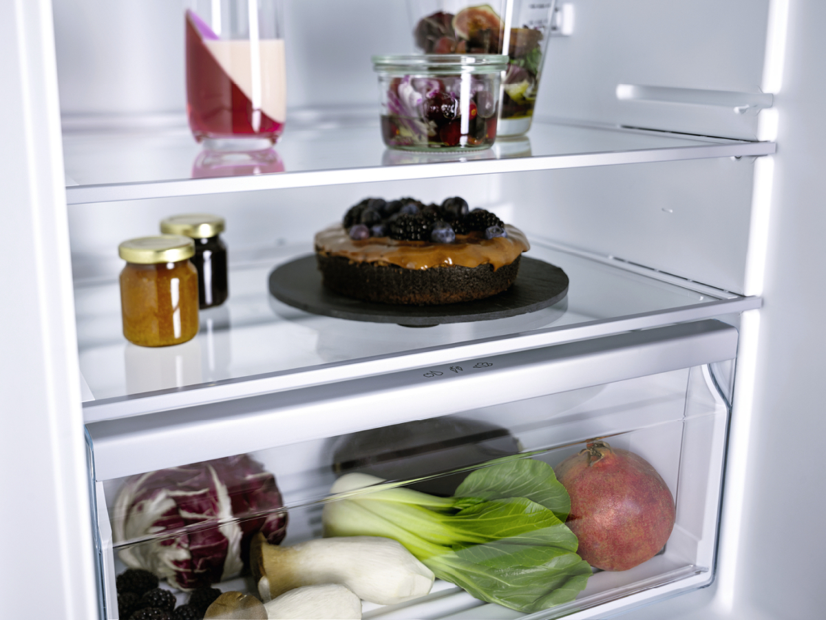 MIELE Frigo-congélateur encastrable NoFrost F (KFN 7714)