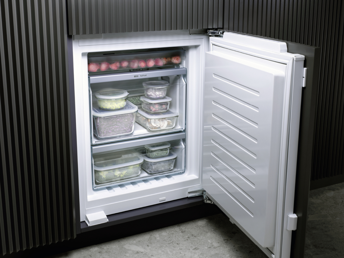 MIELE Frigo-congélateur encastrable NoFrost F (KFN 7714)
