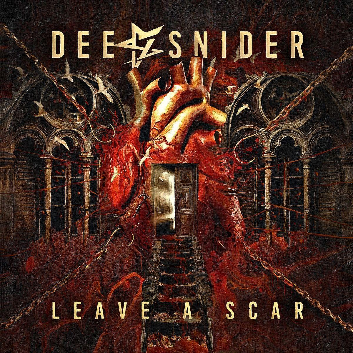 "DEE SNIDER" és "LEAVE A SCAR" szövegű album borító, szív grafikával és sötét háttérrel.