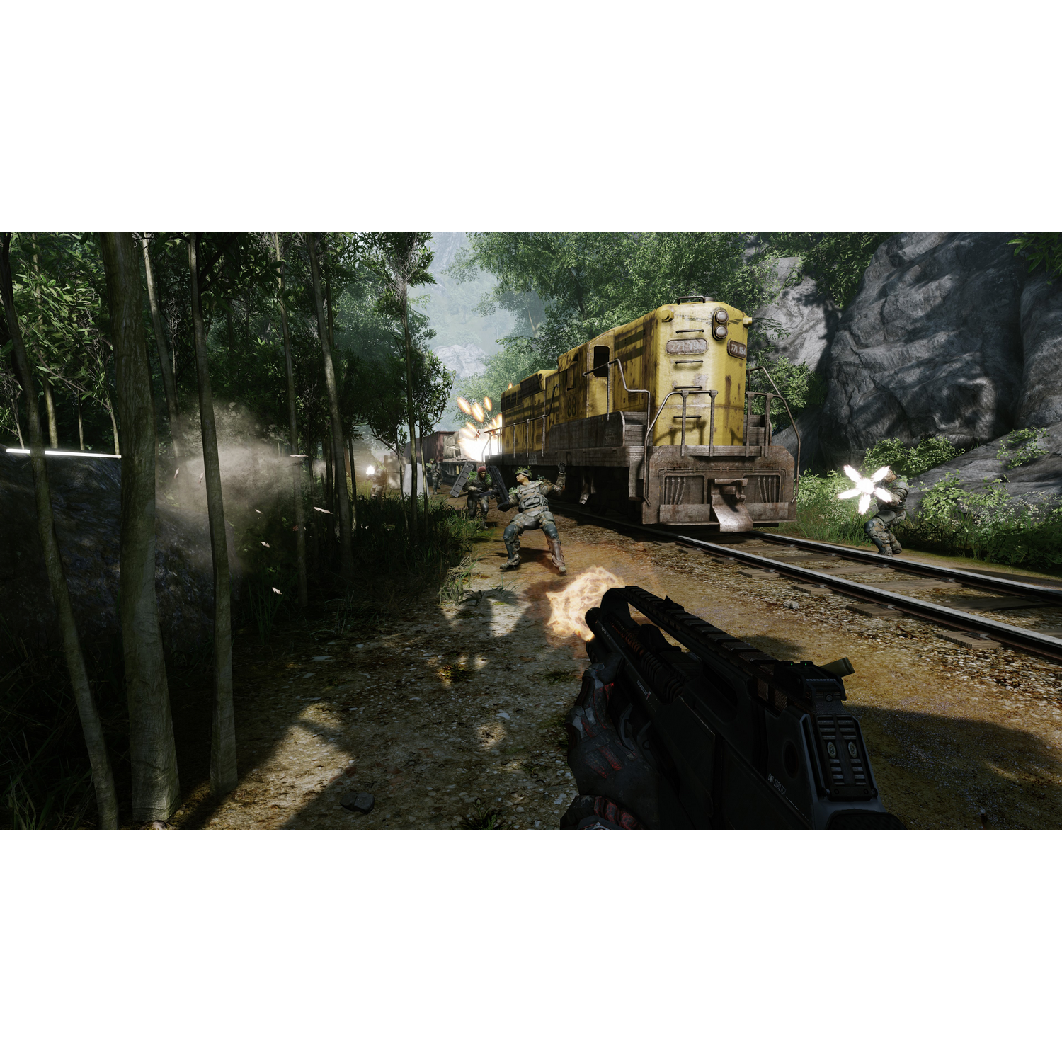 Perspectiva en primera persona de un videojuego con un tren amarillo y soldados en un bosque.