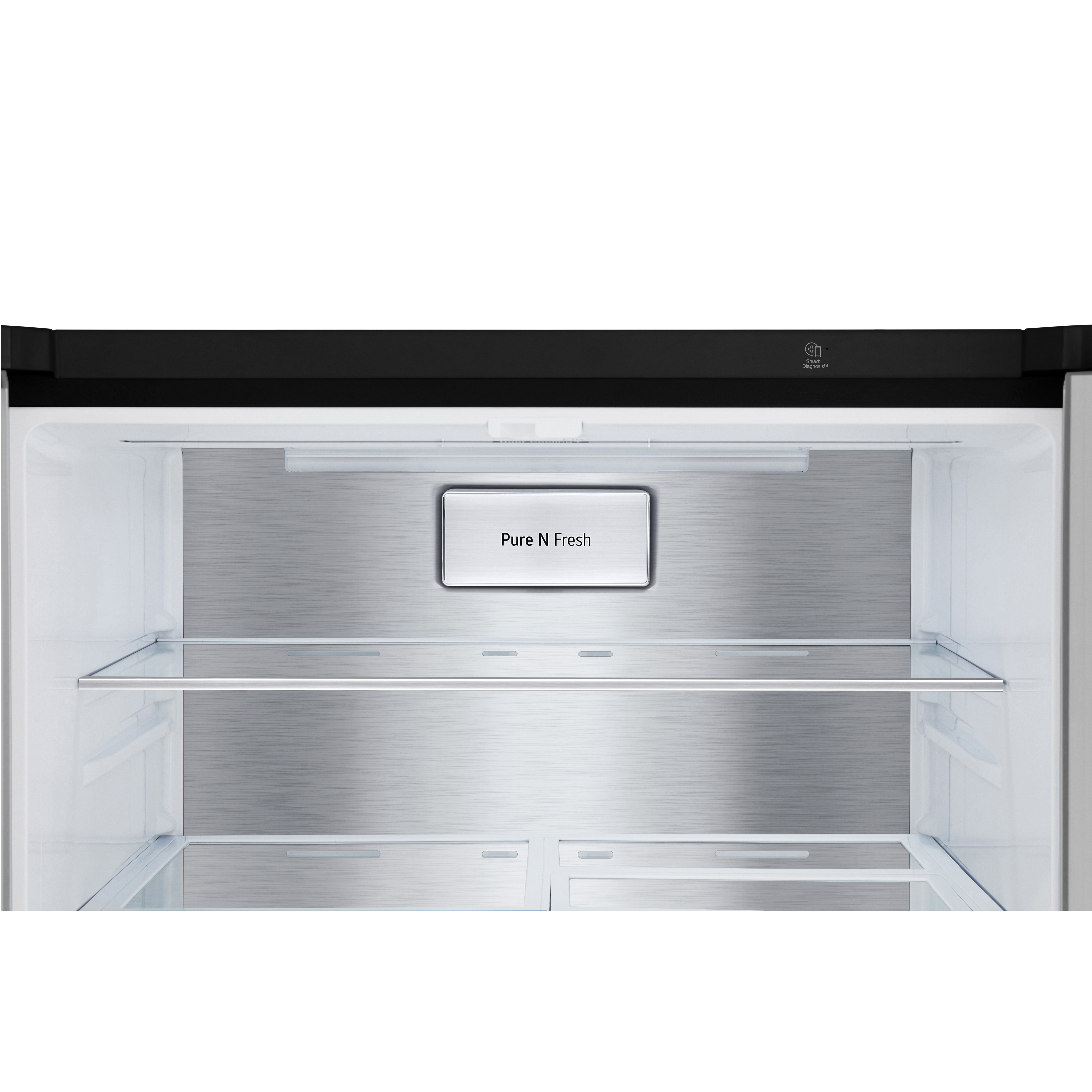 Innenraum eines Kühlschranks, silberner Rücken mit Glasböden und Schubladen. 'Pure N Fresh' Etikett.