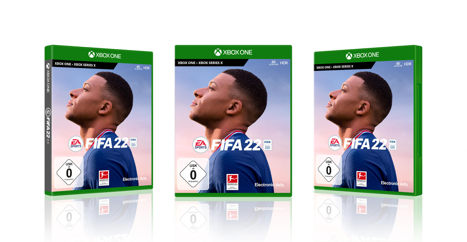 Drei FIFA 22 Spielboxen mit einem Männergesicht. Grüner Hintergrund und Xbox One Logo.