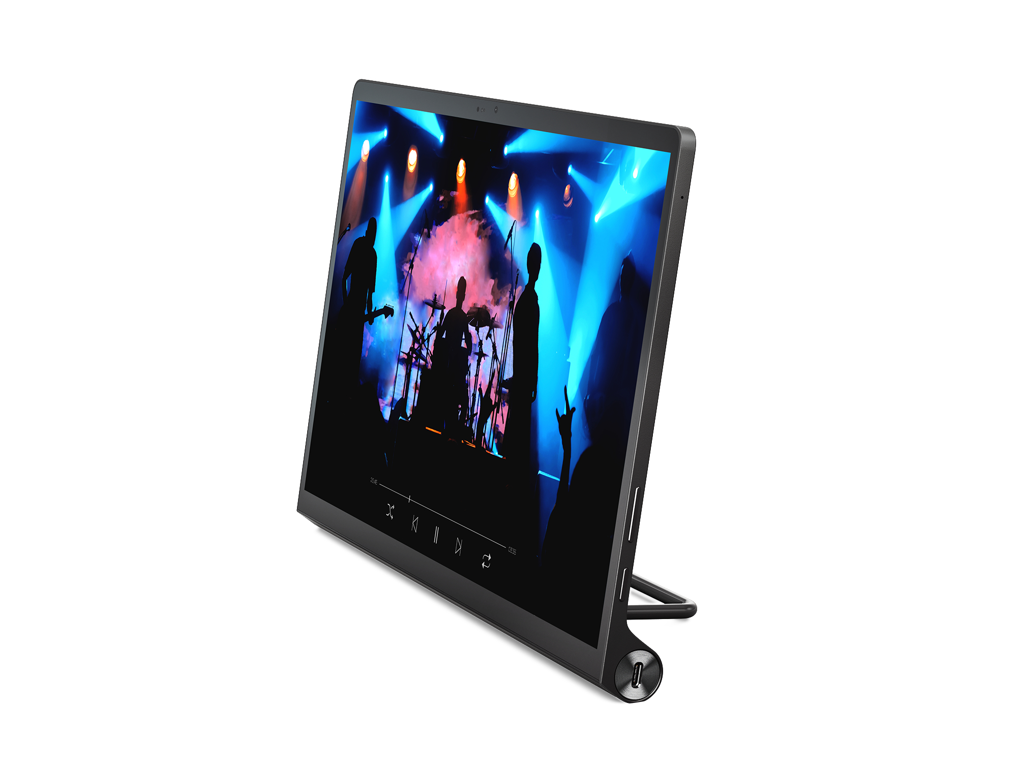 Tablet auf Ständer, zeigt Live-Musik-Performance auf dem Bildschirm.