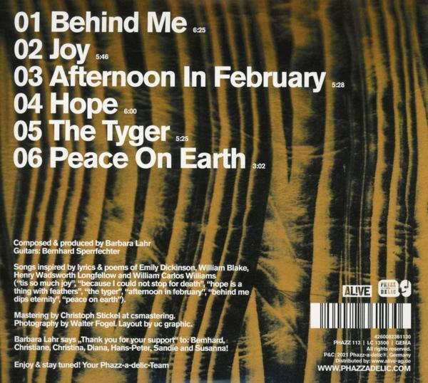 CD-Rückseite mit Songtiteln und Credits. Braun- und Beigetöne.