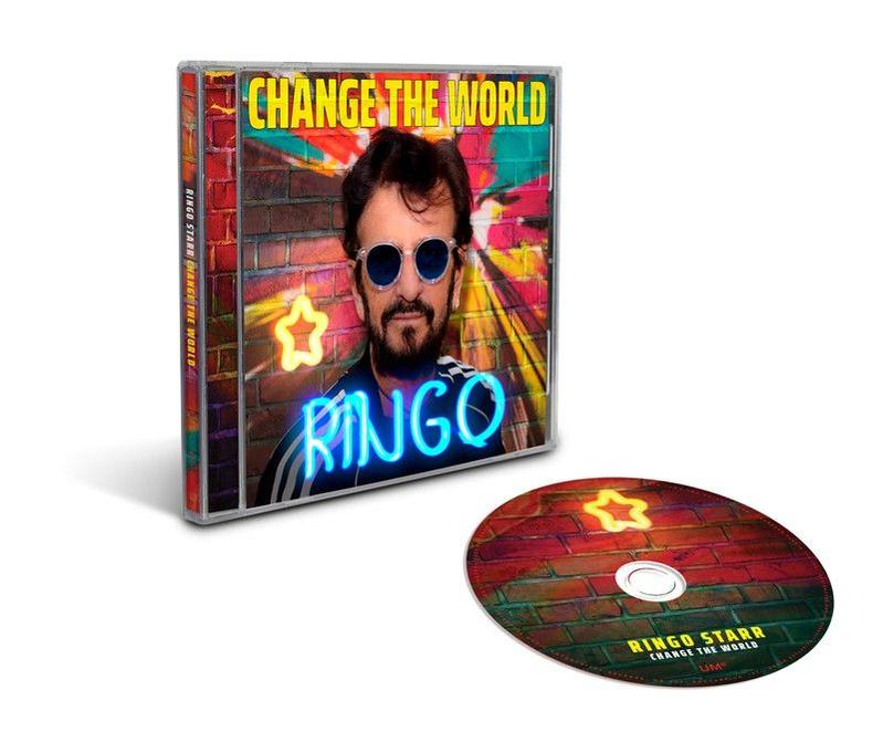 Ein CD-Case mit Ringo Starr auf dem Cover und einer CD daneben. Das Album ist Change the World.