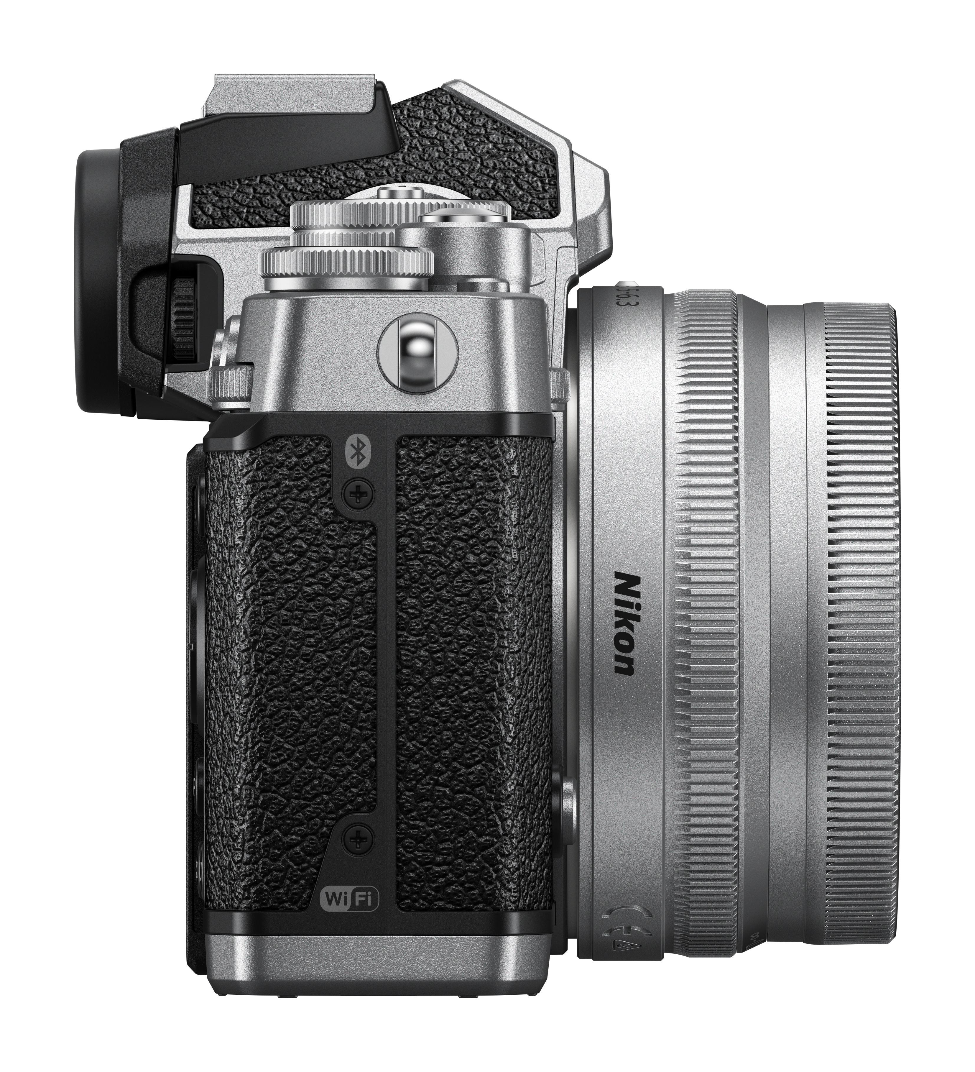 NIKON Z fc VLogger Kit Systemkamera mit Objektiv 16-50 mm, 7,5 cm Display Touchscreen, WLAN