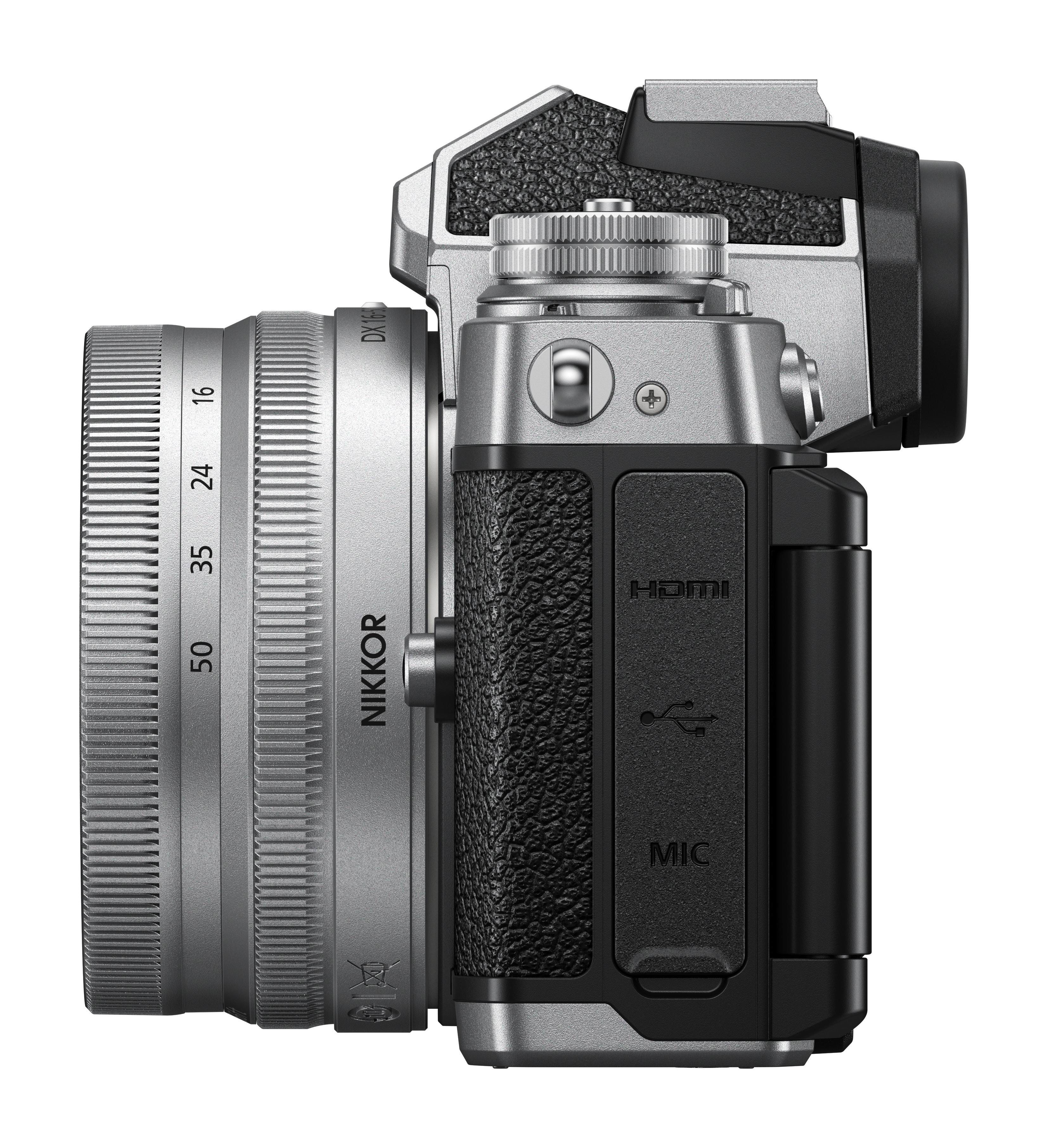 NIKON Z fc VLogger Kit Systemkamera mit Objektiv 16-50 mm, 7,5 cm Display Touchscreen, WLAN