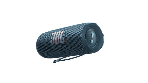 Ein blauer JBL-Lautsprecher, schräg vor weißem Hintergrund. Das JBL-Logo ist sichtbar, und ein Kabel ist befestigt.