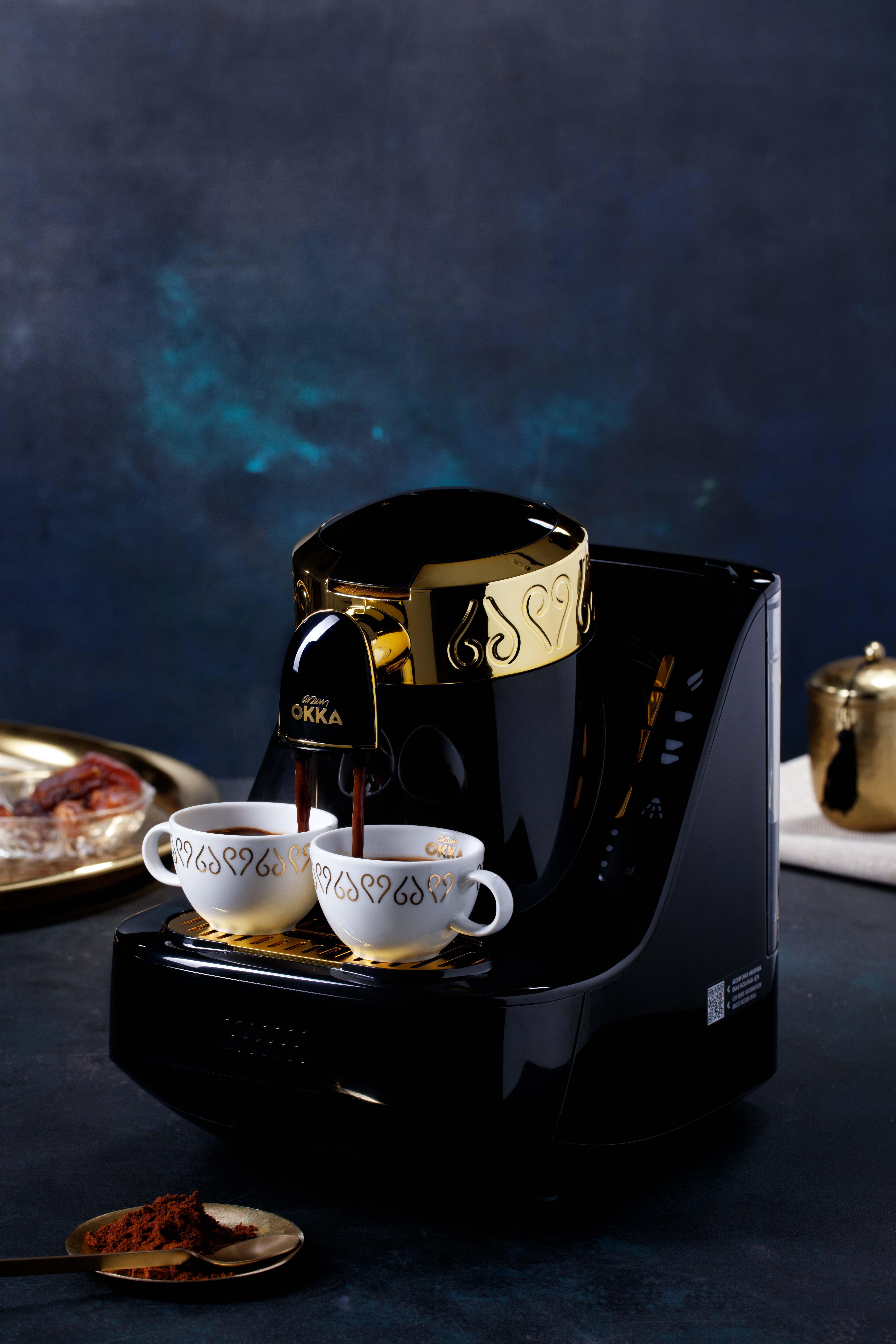 ARZUM OK008-B Mokka-Maschine Schwarz/Gold