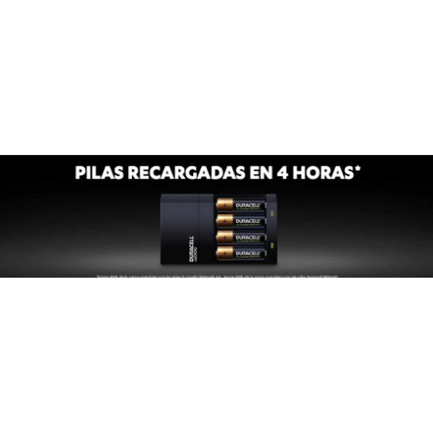 Cargador de batería Duracell con cuatro pilas AA y texto: PILAS RECARGADAS EN 4 HORAS.